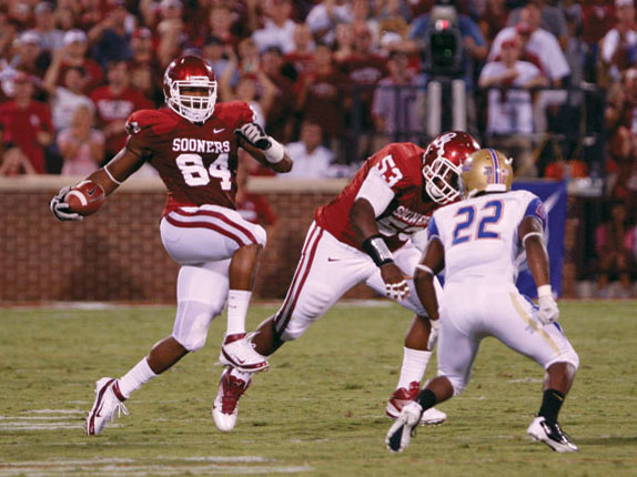 Trent Williams Oklahoma Sooners College Football Cream Men's