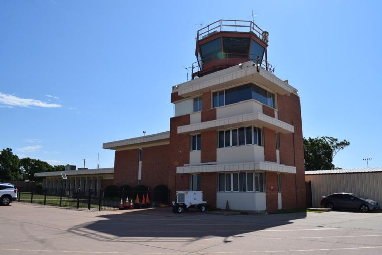 OU Max Westheimer Airport