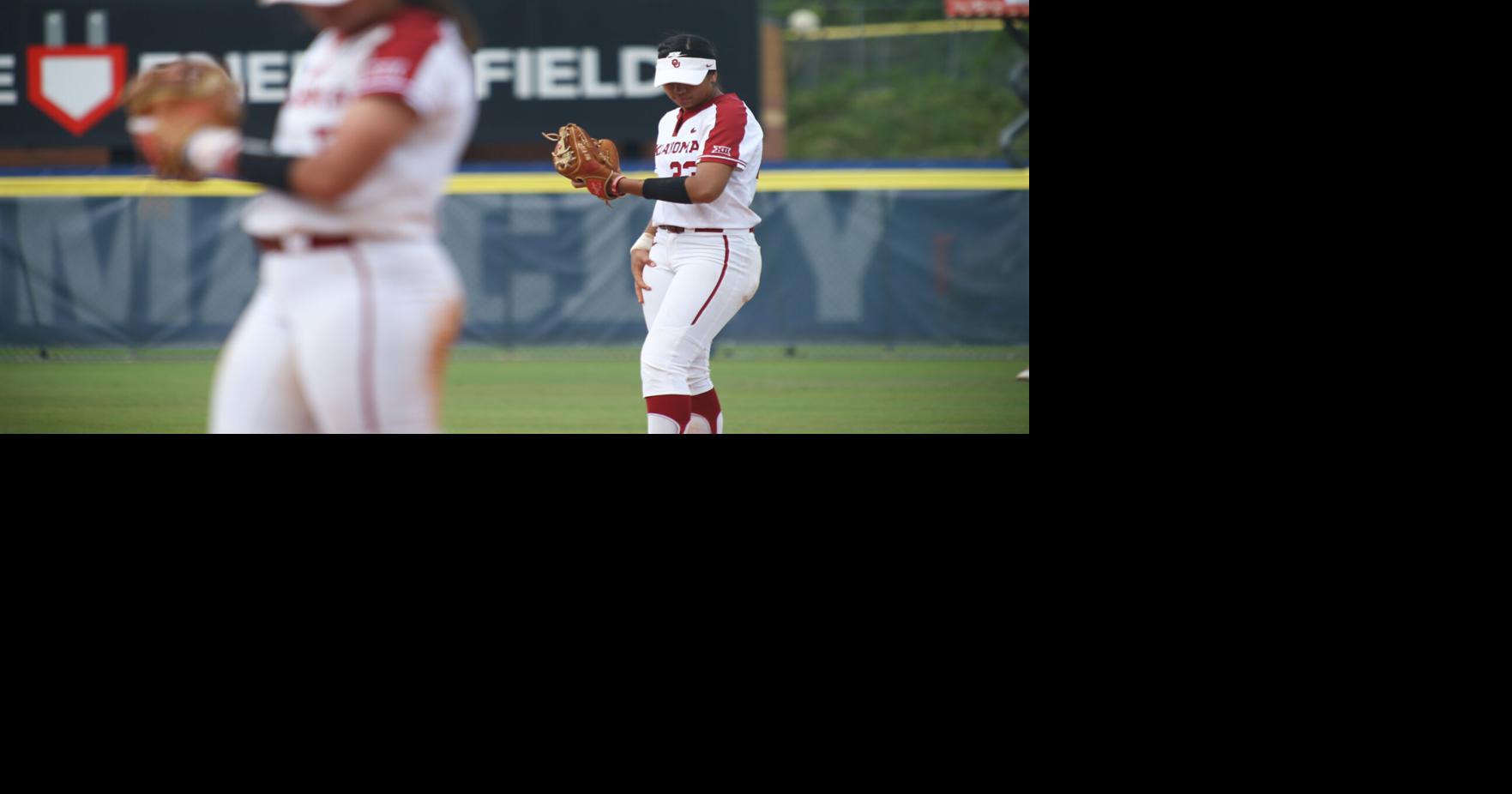 OU softball Tiare Jennings, Jayda Coleman, 2 of 3 finalists for