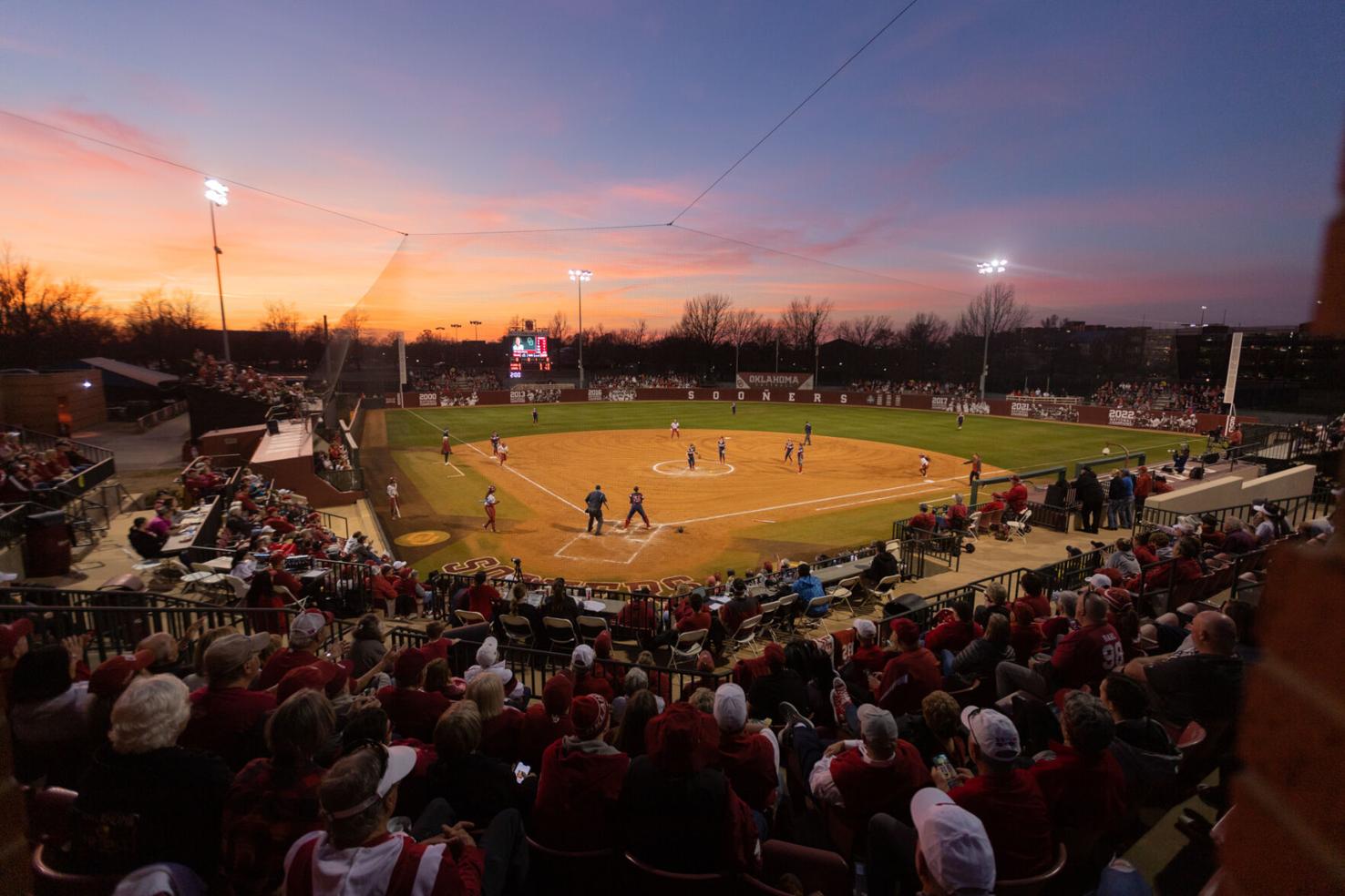 OU sets Marita Hynes Field attendance record in Norman Super Regional