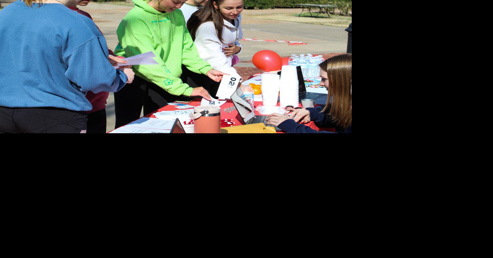 PHOTOS OU Food Pantry hosts 5k fundraiser Gallery