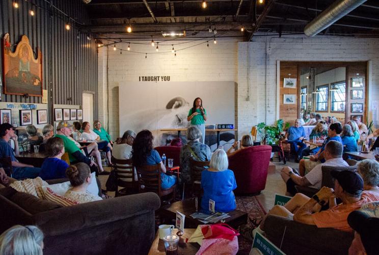 Cyndi Munson Yellow Dog meet and greet