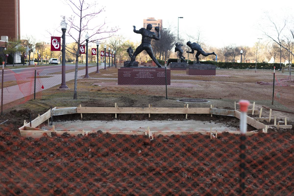 OU football: Baker Mayfield and Kyler Murray's statues in Heisman Park