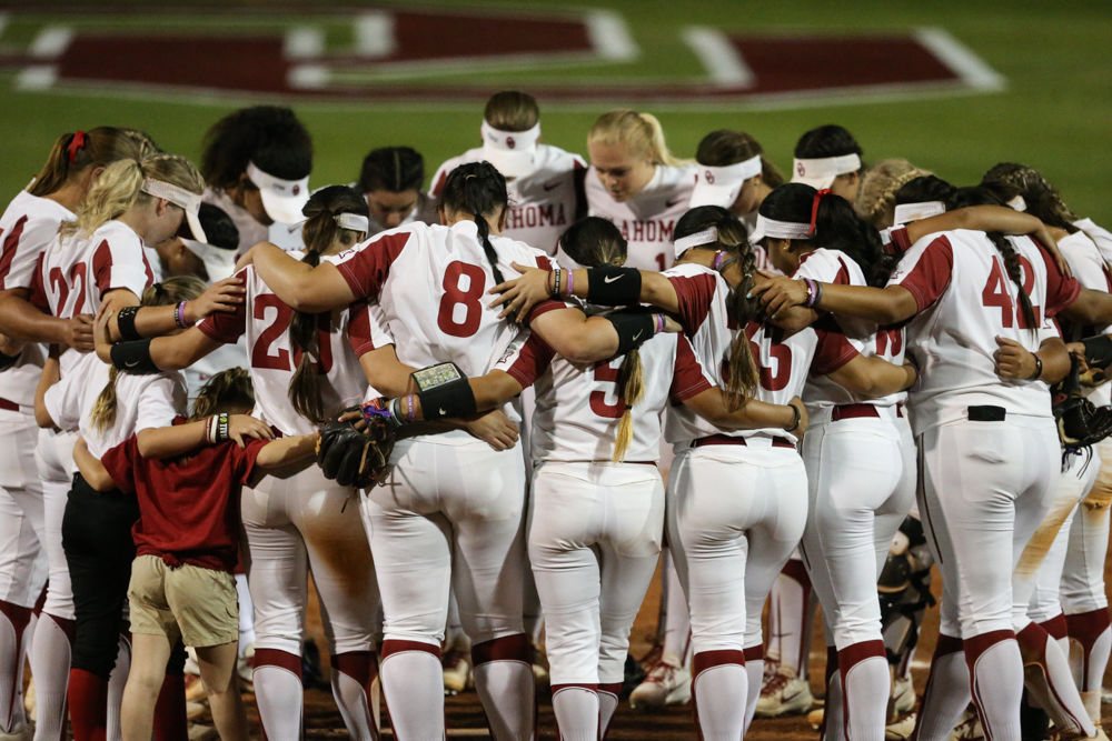 Oklahoma softball Sooners beat Oklahoma State, honor seniors in final