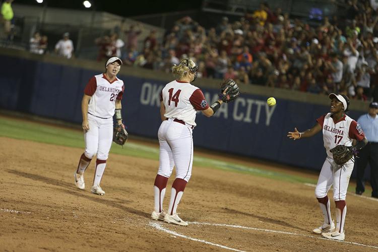 Sooners cheer on Lowary