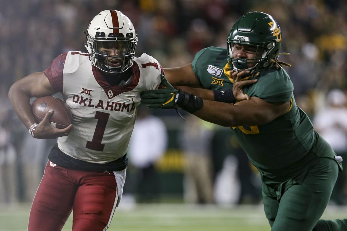 Ou Football Jalen Hurts Named Walter Camp Fbs Offensive Player Of