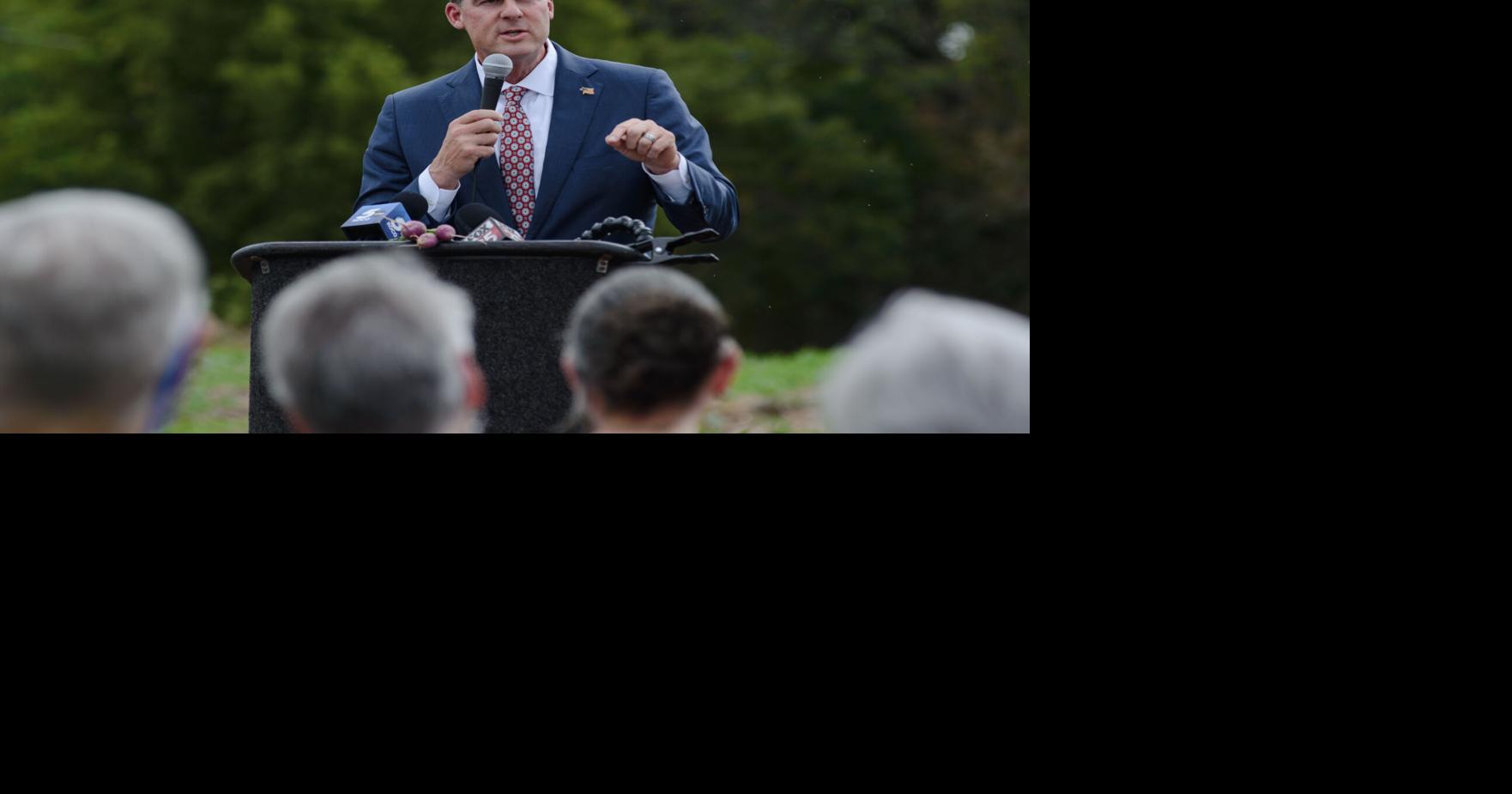 Trump criticizes Oklahoma Gov. Kevin Stitt in social media posts over governors meeting dispute