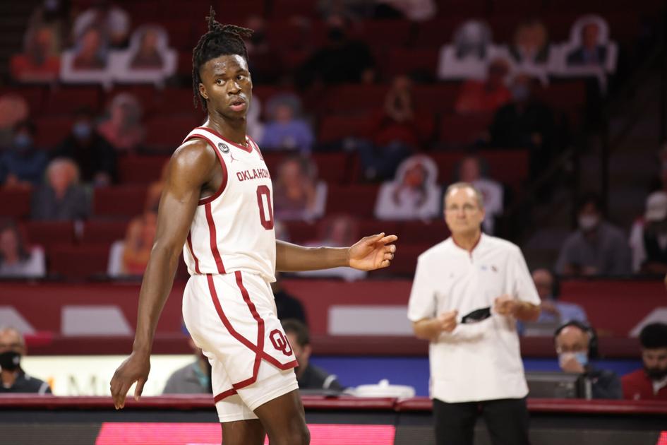 OU basketball Forward Victor Iwuakor enters NCAA Transfer Portal, per