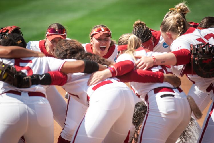 Oklahoma Sooners-Alabama Crimson Tide softball