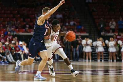Ou Men S Basketball Newcomers Shine Sooners Defeat Utsa 85 67