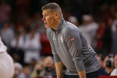 Head coach Porter Moser