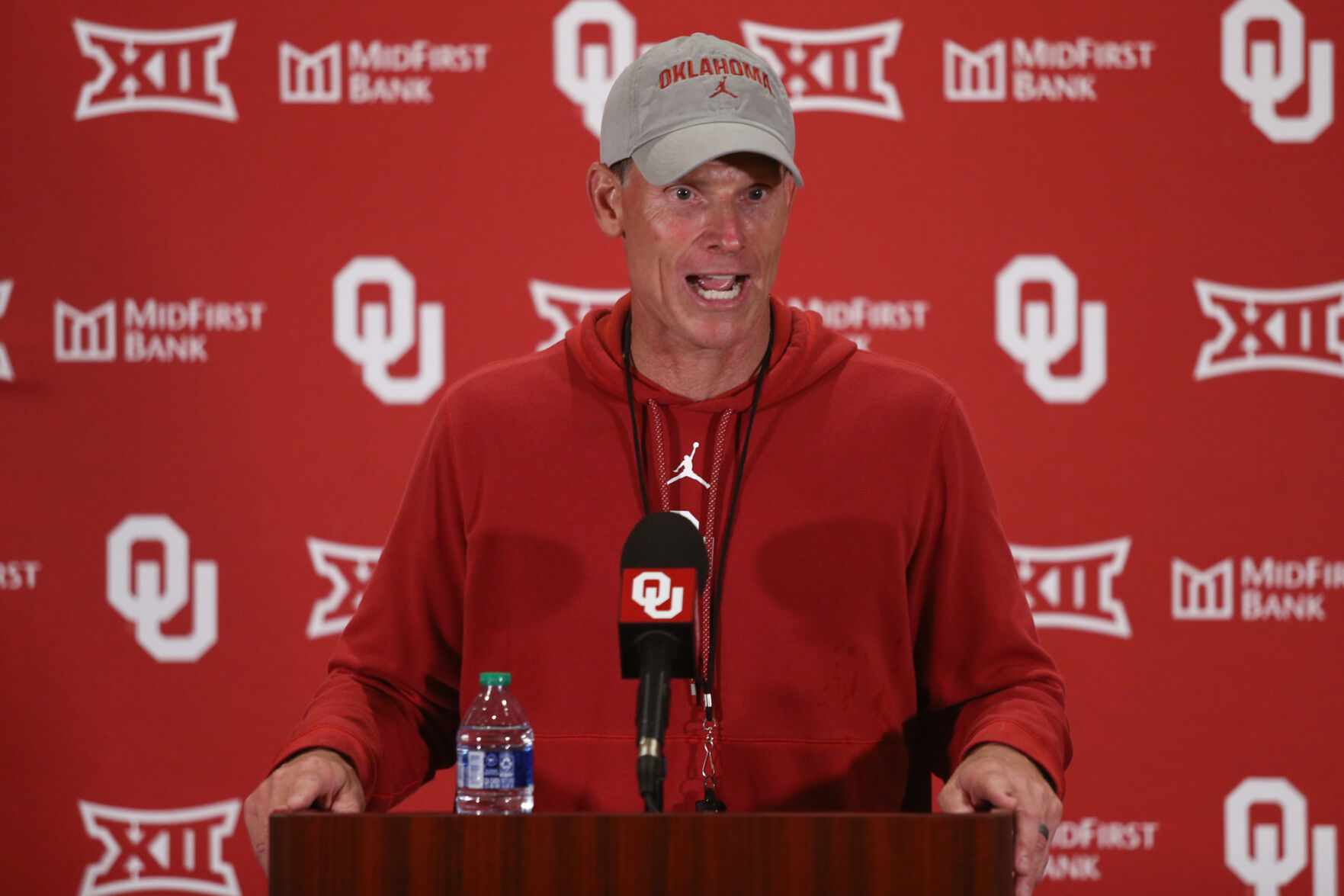 OU Football: Brent Venables, Sooners Coordinators Praise Jackson Arnold ...