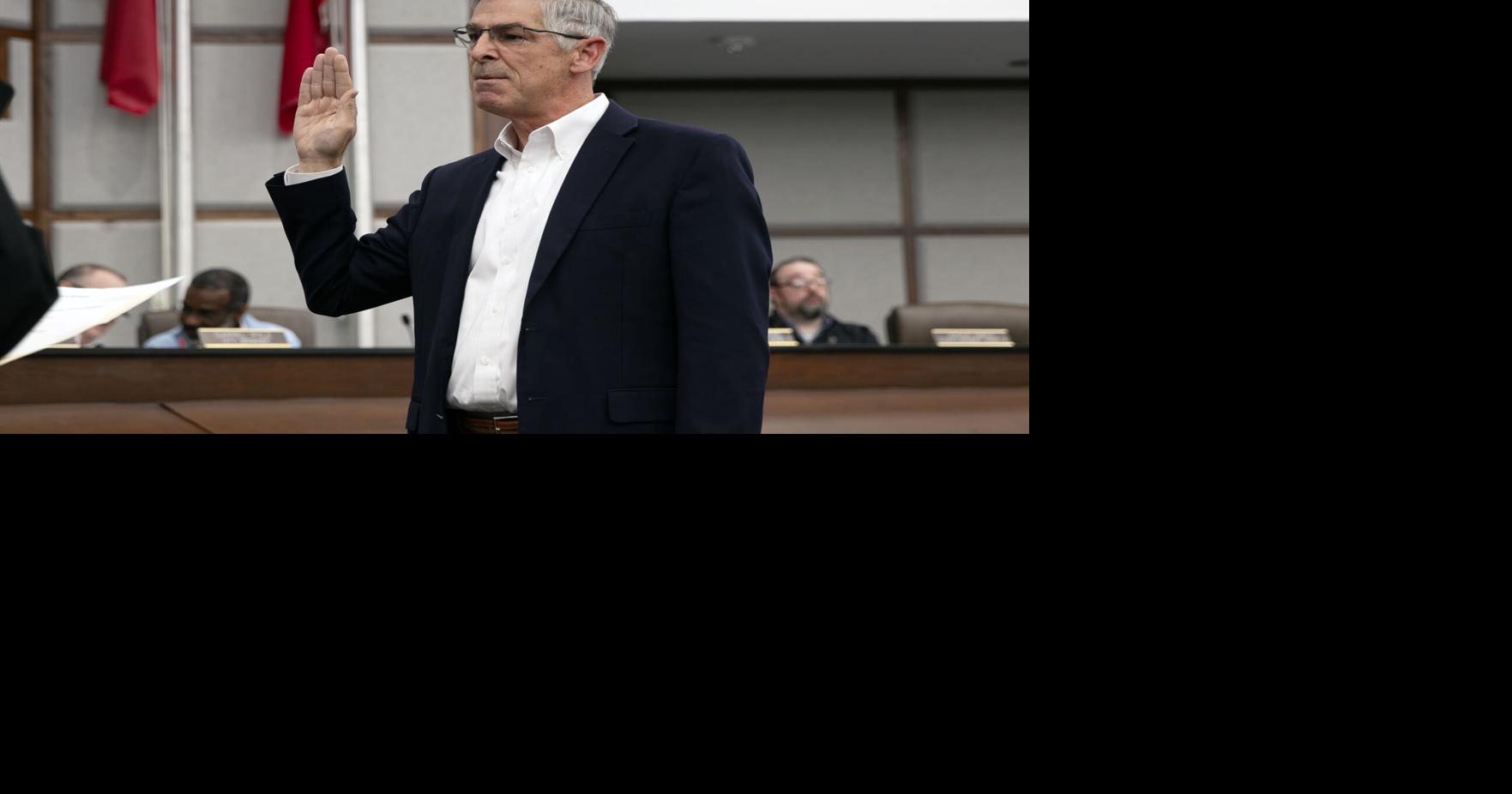 City Council adopts marijuana, distracted driving ordinances, discusses future of Norman Forward