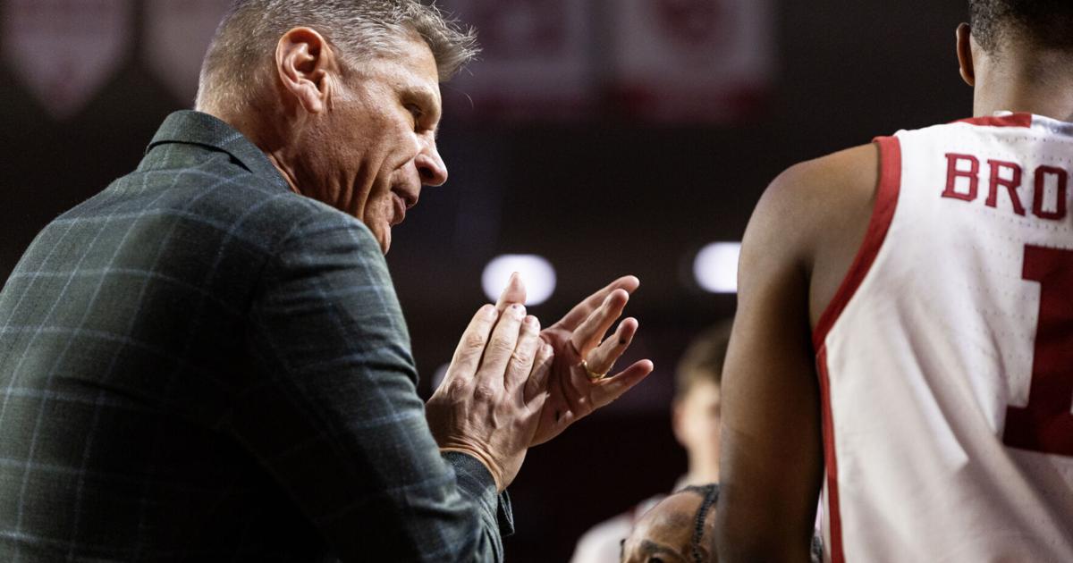 Oregon State transfer center Yaak Yaak commits to OU men's basketball