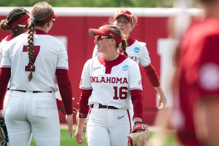Oklahoma Sooners-Alabama Crimson Tide softball