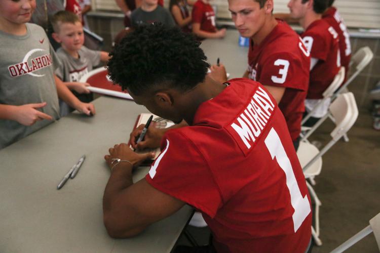 Oklahoma football Players, Lincoln Riley sign autographs for Meet the