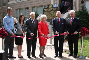 Beatrice Carr Wallace honored by Old Science Hall News oudaily