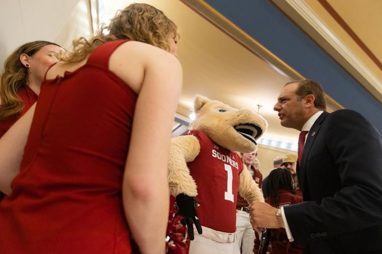 Joseph Harroz Jr. and OU cheer