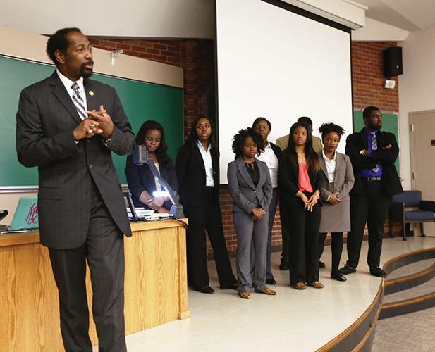 Unheard members discuss grievances at town hall meeting