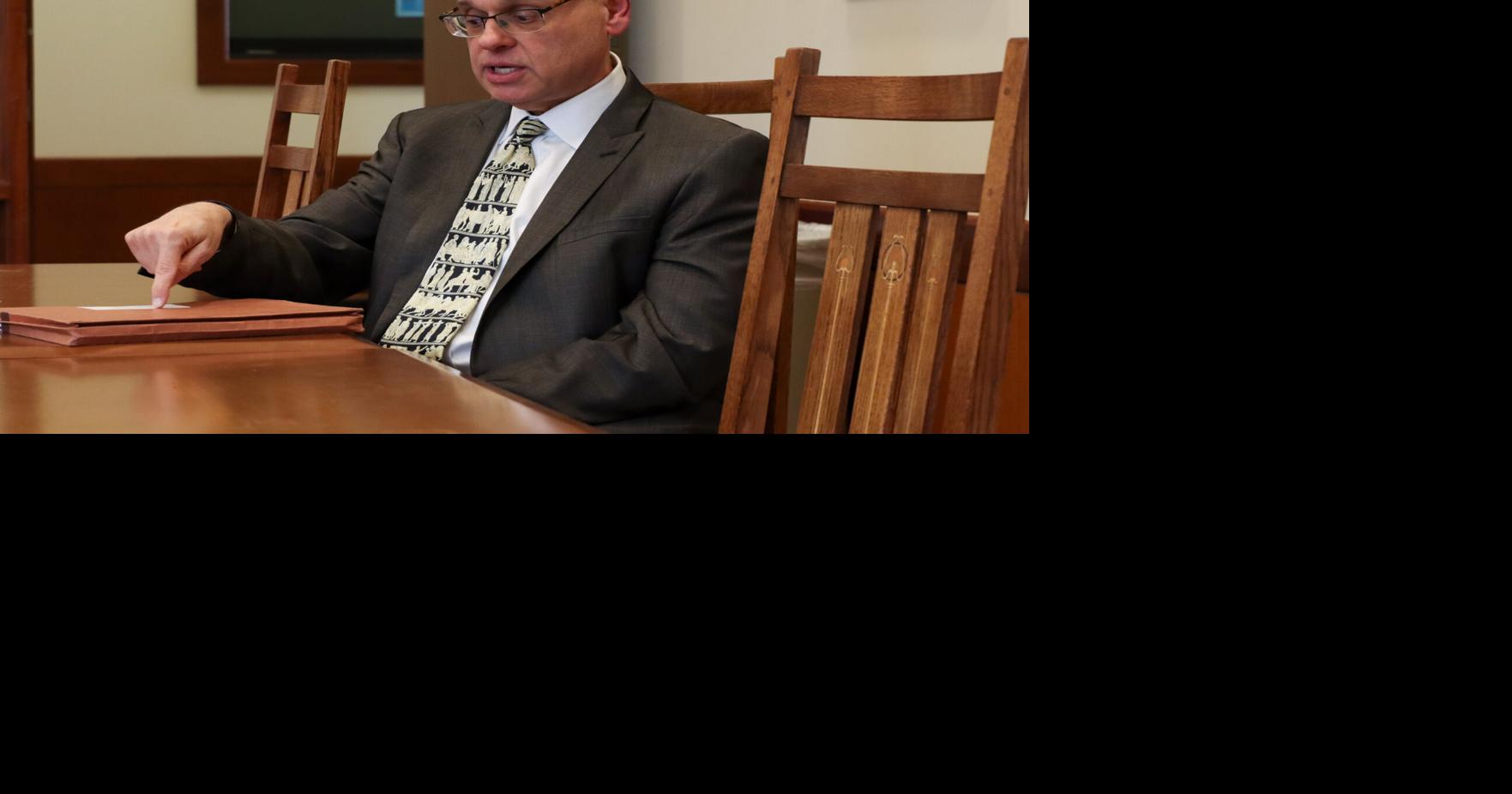 Second Gaylord dean candidate, David Perlmutter, discusses vision, lack ...