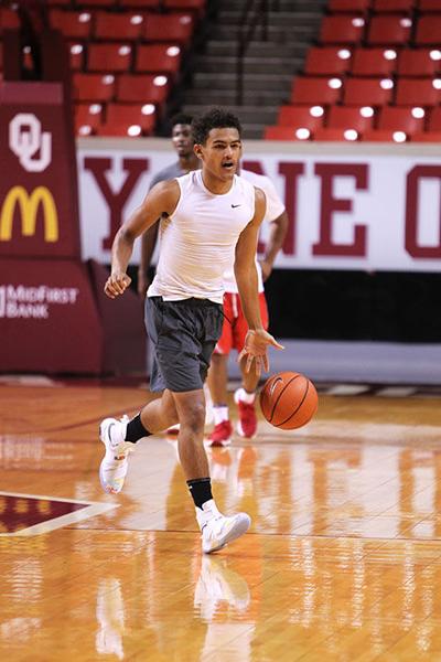 Oklahoma Men S Basketball Trae Young Talks Sooners Recruitment Process Sports Oudaily Com