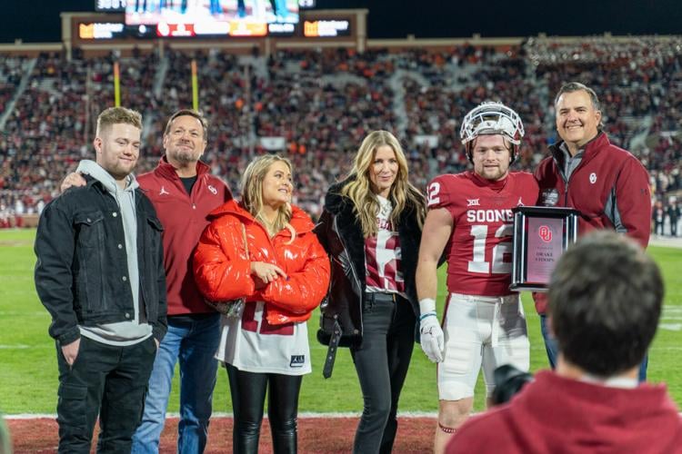 OU football Sooners' Michael Turk proposes to Grace Lyons; Drake
