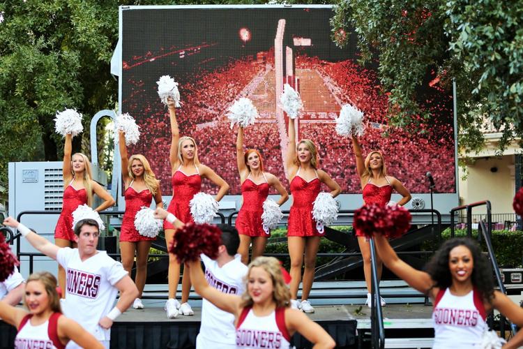 OU Pom squad