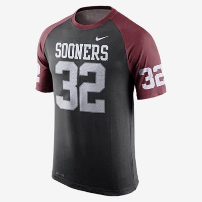 Report Oklahoma Texas Among Nine Schools To Wear Black Alternate