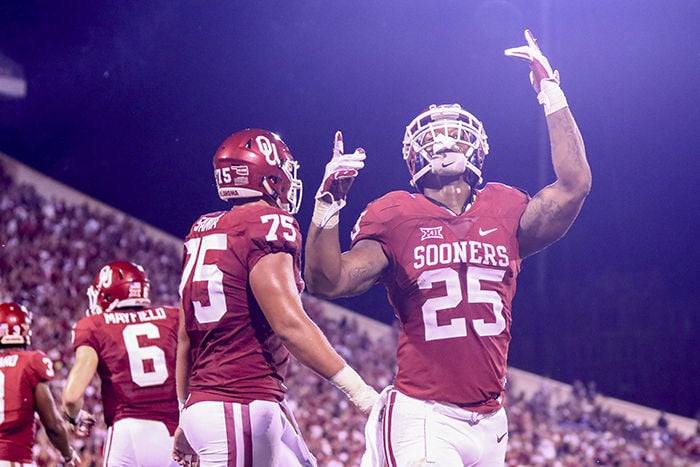 Fans back Joe Mixon's decision to not speak to various media