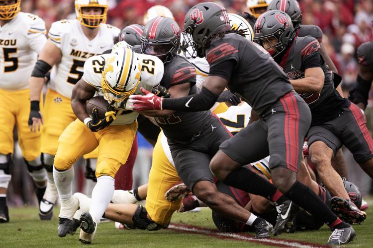 Oklahoma-Missouri football