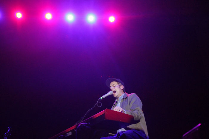 Ben Rector and Ivory Layne perform on campus for Must Stay Weekend ...