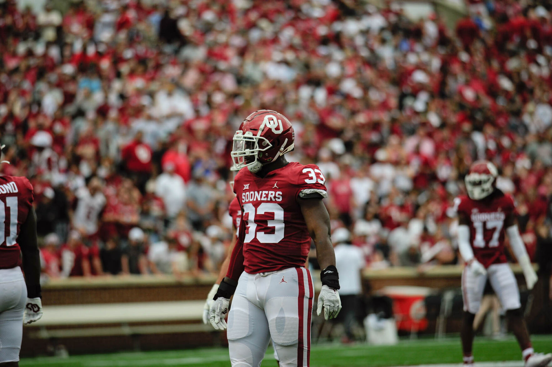 Marcus Stripling OU football: Sooners defensive end Marcus Stripling leaves game against ...