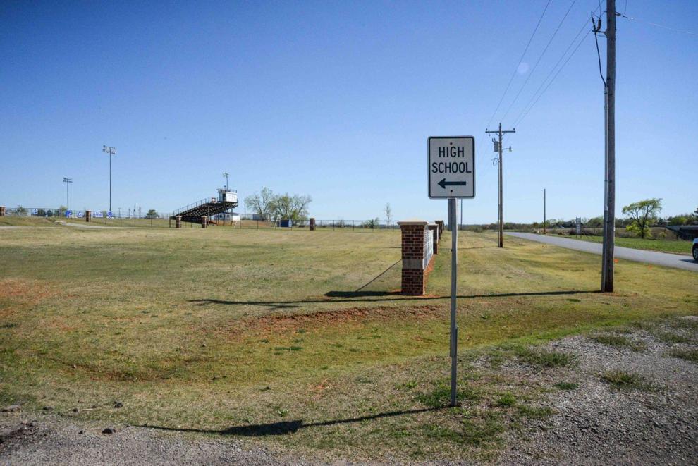 Oklahoma basketball Bridge Creek rallies around hometown legend Ryan