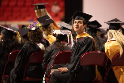 5.10.19_Qu_Commencement-4341.jpg