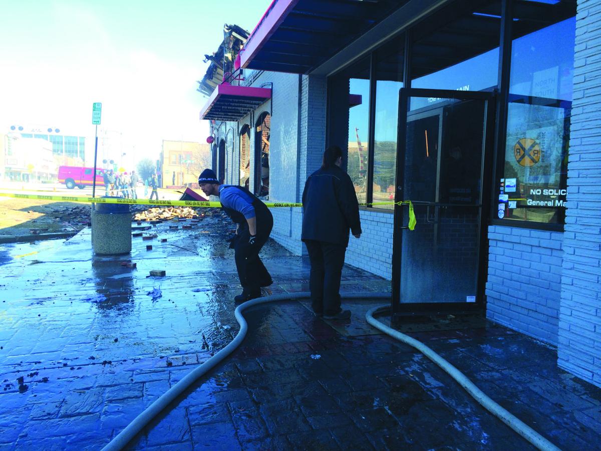 Fire Destroys Local S B Burger Joint News Oudaily Com