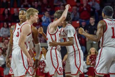 Ou Men S Basketball How To Watch Sooners Take On No 6 Kansas