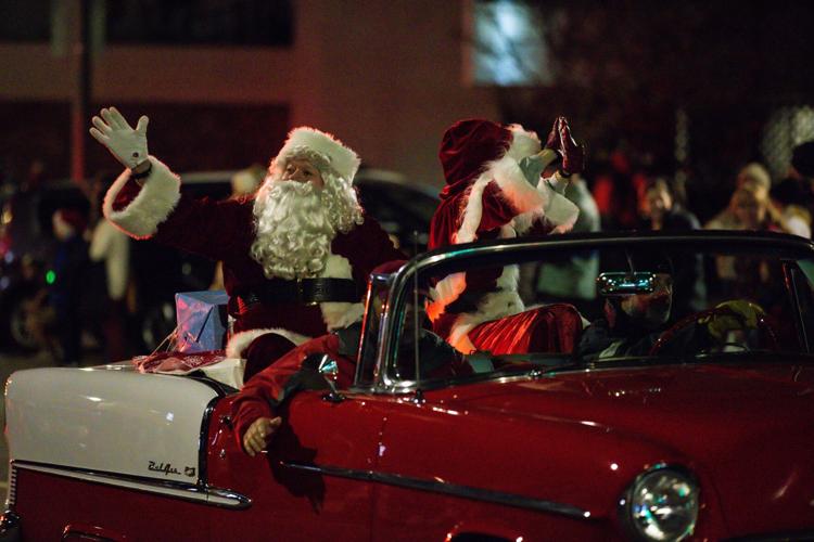 Norman celebrates the holidays with annual Christmas parade Culture