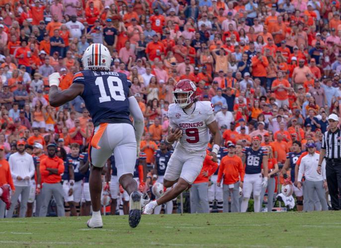 Michael Hawkins Jr. leads Oklahoma in tall task vs. Texas Sports