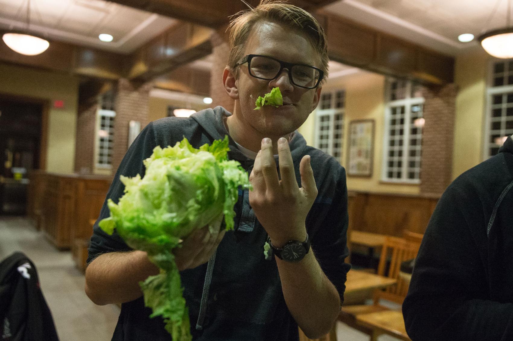 OU Lettuce Club holds semesterly meeting, lettuce eating competition
