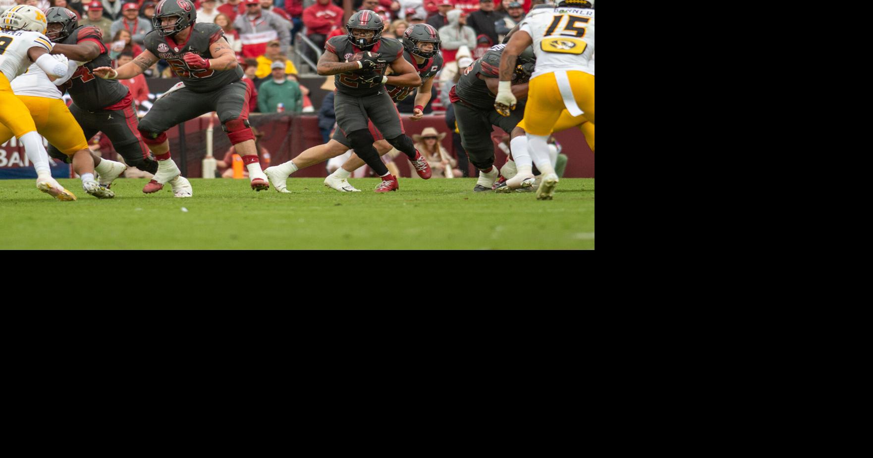 'Tough as they come': OU's Xavier Robinson fights through sprained knee to carry running back room