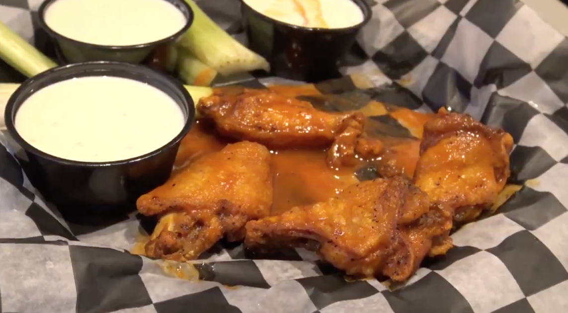 Best Wings To Eat In Norman While Watching Super Bowl Liii Culture Oudaily Com