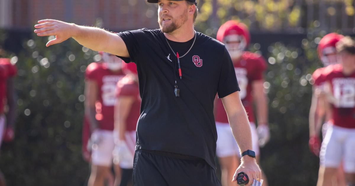 Freshman quarterback Bowe Bentley embraces early learning curve at OU ahead of spring game