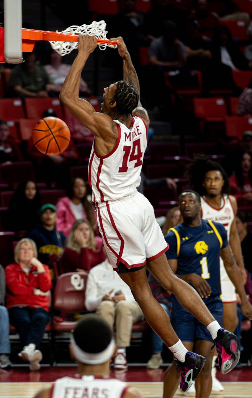 PHOTOS Oklahoma SoonersEast Texas A&M Lions men's basketball gallery