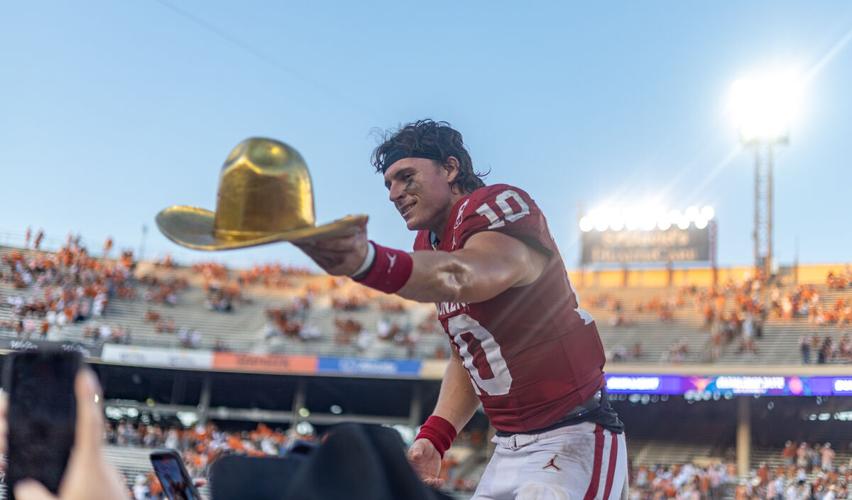 Golden Hat celebration after OU beats No. 1 Texas