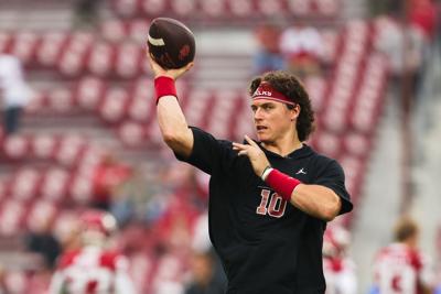 John Mateer warming up before South Carolina game