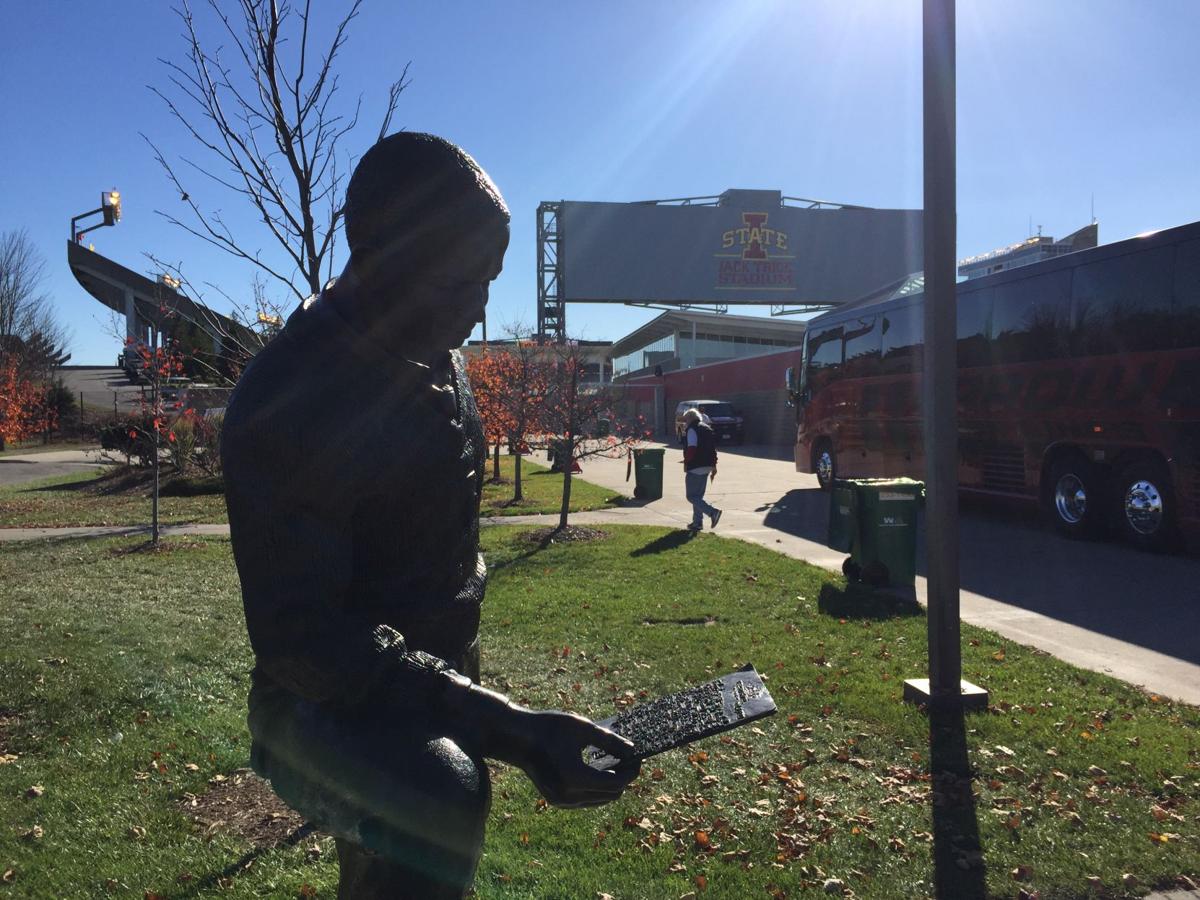 Oklahoma Football Post Sae Sooners Visit Jack Trice Stadium