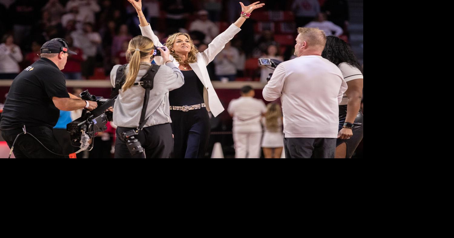 OU women's basketball snaps losing streak with upset win over South Carolina