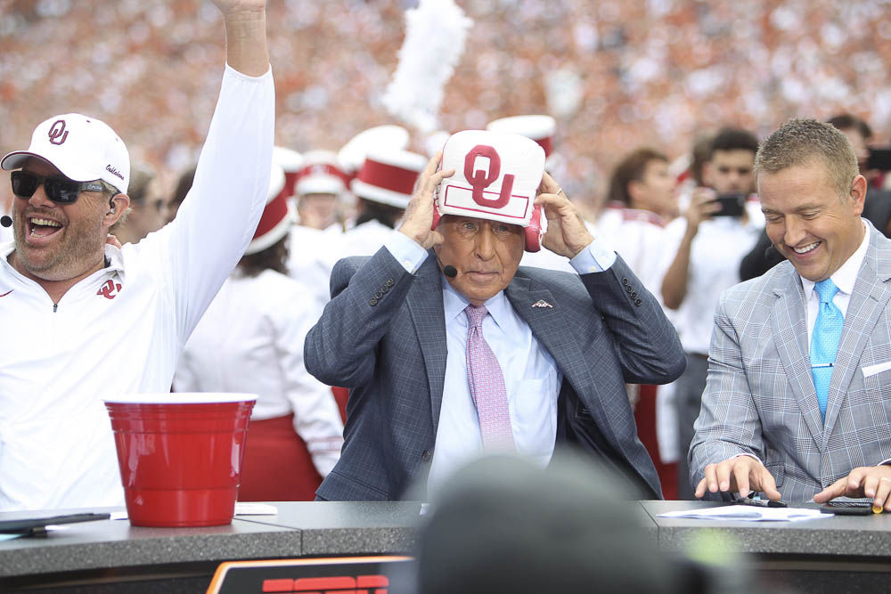 ESPN's College GameDay headed to Dallas for Oklahoma vs. Texas