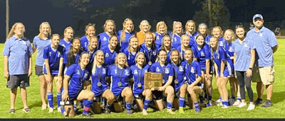 LA Soccer wins district tournament