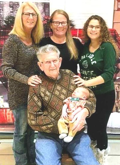 5 generations of Smith family gather recently